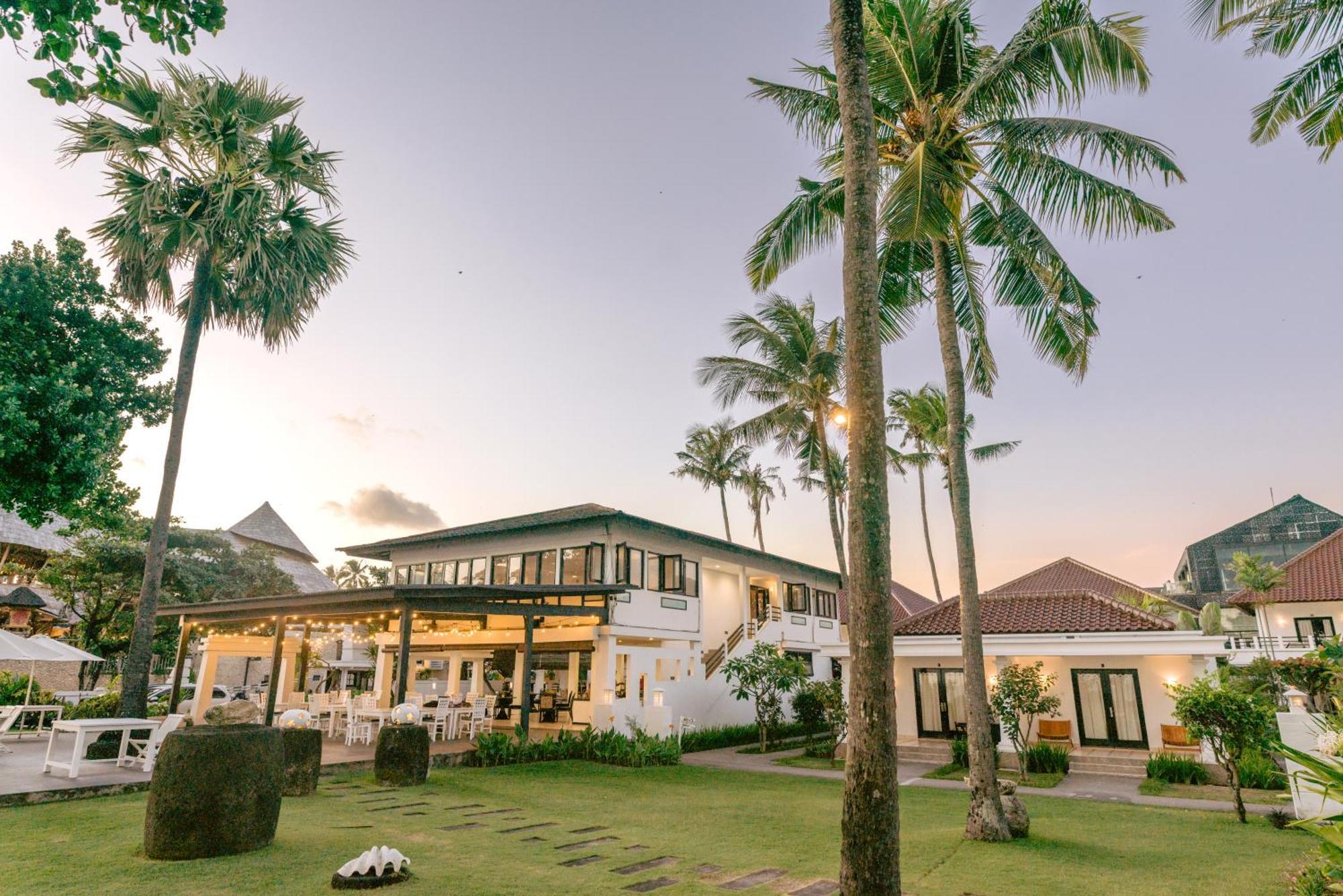 Legong Keraton Beach Hotel Canggu Buitenkant foto
