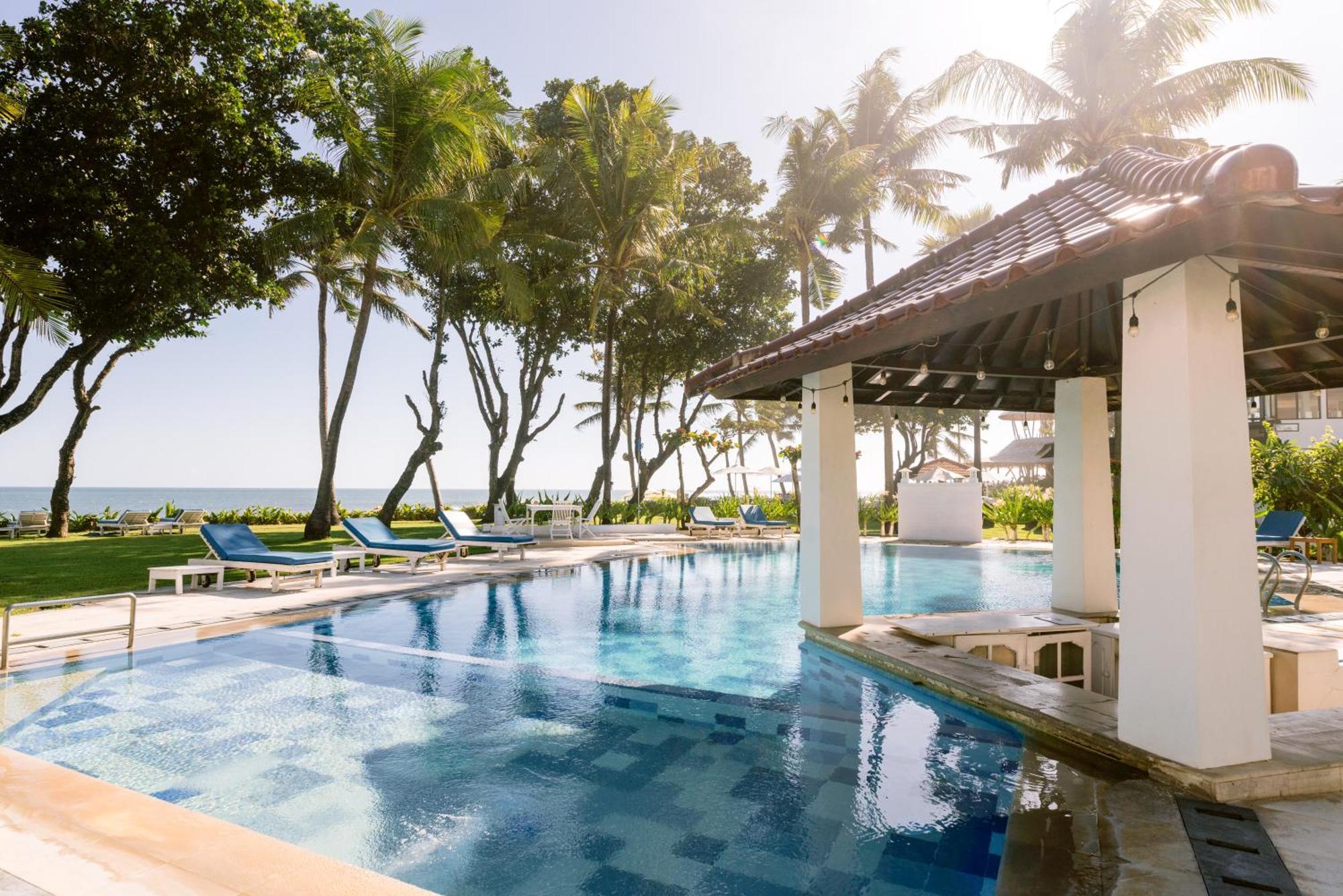 Legong Keraton Beach Hotel Canggu Buitenkant foto